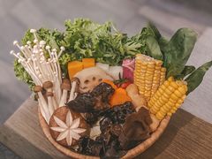 -湊湊火锅·茶憩(打浦桥日月光店)