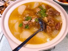 萝卜牛腩-美味故事特色餐厅(汉阳郭茨口店)