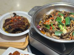 干锅鹿茸菇炒肉片-大碗先生(万家丽店)