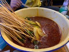 -拈签一笑黄牛肉辣卤串串