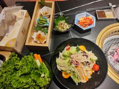 -山川小町·极番烧肉(新地假日广场店)