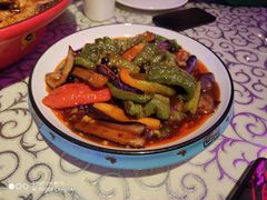 -巴特餐饮6加1音乐餐吧·新疆菜
