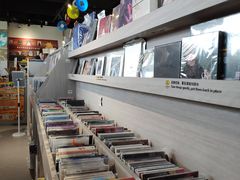 -浣熊唱片店(上海影城店)