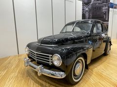 -杭州中沃沃尔沃4S店(滨江区店)