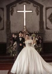 -拾年·定制婚纱摄影