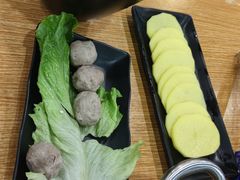 手锤生牛肉丸-就这么牛潮式牛肉火锅(华侨城店)