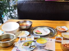 -唯成•韩国炭火烤肉 유성고기