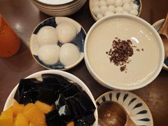 -小团圆糖水铺(襄阳南路店)