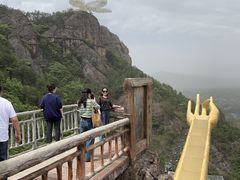 -玻璃桥景区石牛寨
