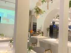 -春树下·树屋花房西餐厅(罍街AS1980店)