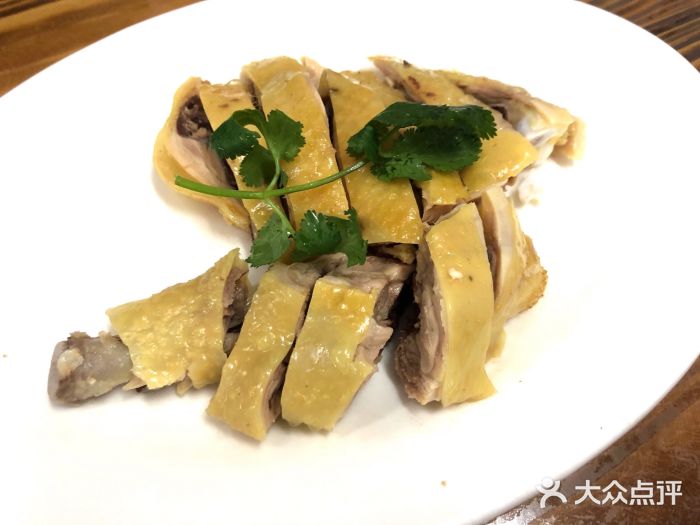 正宗普宁豆干坊·洪记砂锅粥(红领巾路店)白切鸡图片