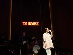 -TZ House音乐现场(来福士中心店)