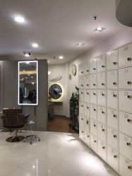点击看大图 -八佰伴8008星级形象店