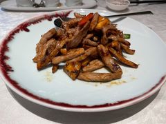 牛肝菌炒西班牙黑豚肉-海味观(老西门店)