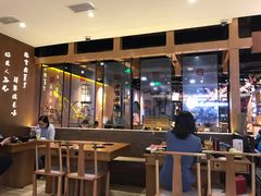 大堂-呷哺呷哺(万达新世界店)