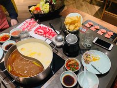 -捞王锅物料理(上海世茂广场店)