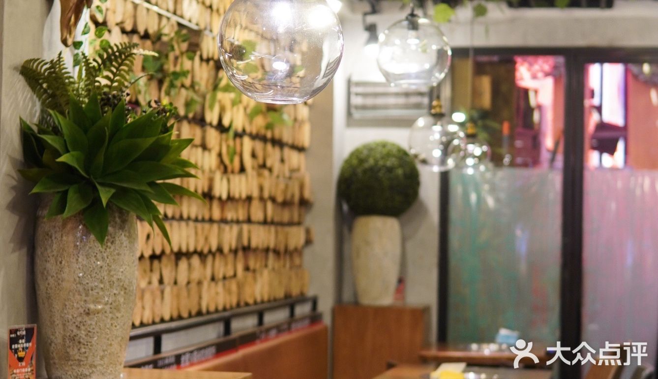 听说这家店的串串都是网红