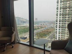 -深圳国际会展中心希尔顿酒店(前海华发冰雪世界店)