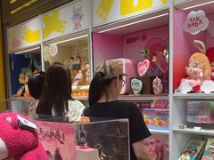 -泡泡玛特POPMART(上海环球港店)