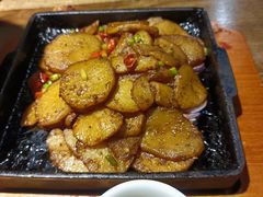 -九锅一堂酸菜鱼(万达广场店)