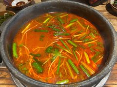 -贵厨酸汤牛肉(花果园国际中心店)