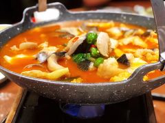 -老滇山寨•云南特色菜•地方菜•民族风情歌舞表演(金碧店)