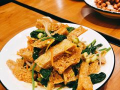菠菜面筋-巴依老爷新疆美食(常营店)