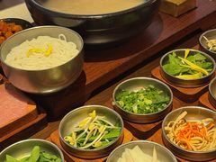 -银米·云南传统过桥米线(双廊黑金冠店)