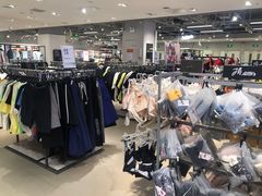 -唯品会(北京国瑞城店)