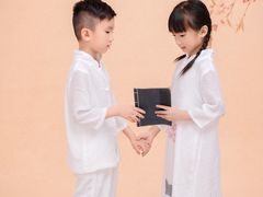 -经典婚纱摄影美学馆·私人定制