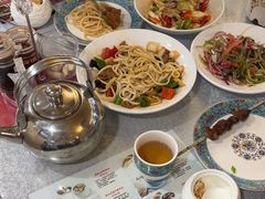 -汗腾格里·风味餐厅(新疆驻京办店)