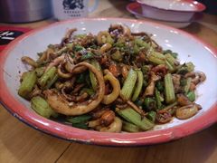 -老三样·美食研究中心(世贸路店)