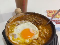 怀旧煲仔沙爹牛肉蛋出前一丁-万喜记冰室(大学路店)