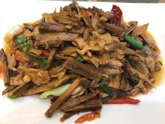 野笋炒肉-自游人·美食一楼·地道徽菜(三十年名店)