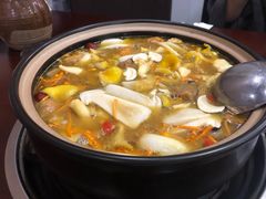 -菌之家·专业纯野生菌火锅·特色炒菌