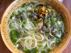 -正宗李家土鸡米线店