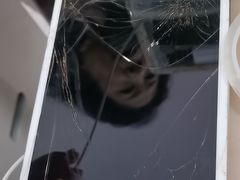 -极速修苹果华为手机维修服务中心(南泉大厦店)