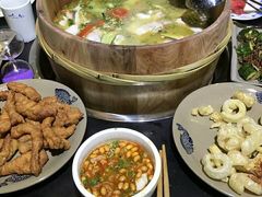 -秋语木桶鱼.酸菜鱼(开发区火车站店)