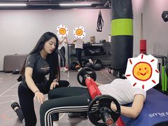 -乐刻运动健身精品馆(览秀城店)