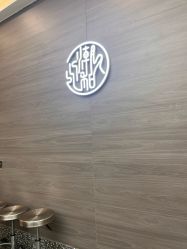 -川和潮人