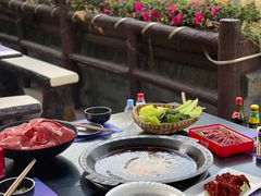 -楠柏弯休闲山庄(梨花溪店)