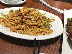 -董厨煨汤馆(车站路店)