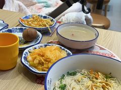 -中山牛肉肥肠粉面馆(军工社区店)