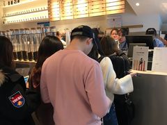 等位区-喜茶(上海正大广场店)