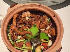 -八府香鸭·啫啫煲(华山路店)