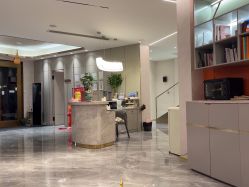 -新蝶变皮肤管理中心