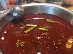 -肖肖酸萝卜鱼火锅(总店)