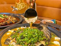 -探鱼·鲜青椒爽麻烤鱼(银泰城店)