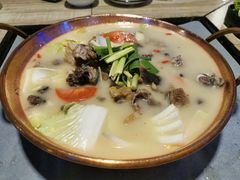 -哈吱喂丽江火塘·牦牛火锅(五一街店)