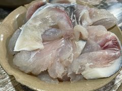 -渝嘴小老弟老火锅(华新村店)
